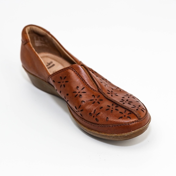 Clarks Shoes - Clarks Soft Collection Brown